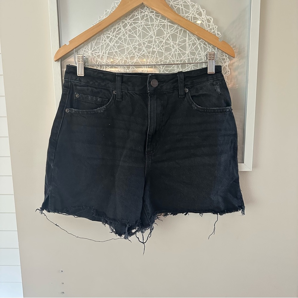 GARAGE distressed denim shorts